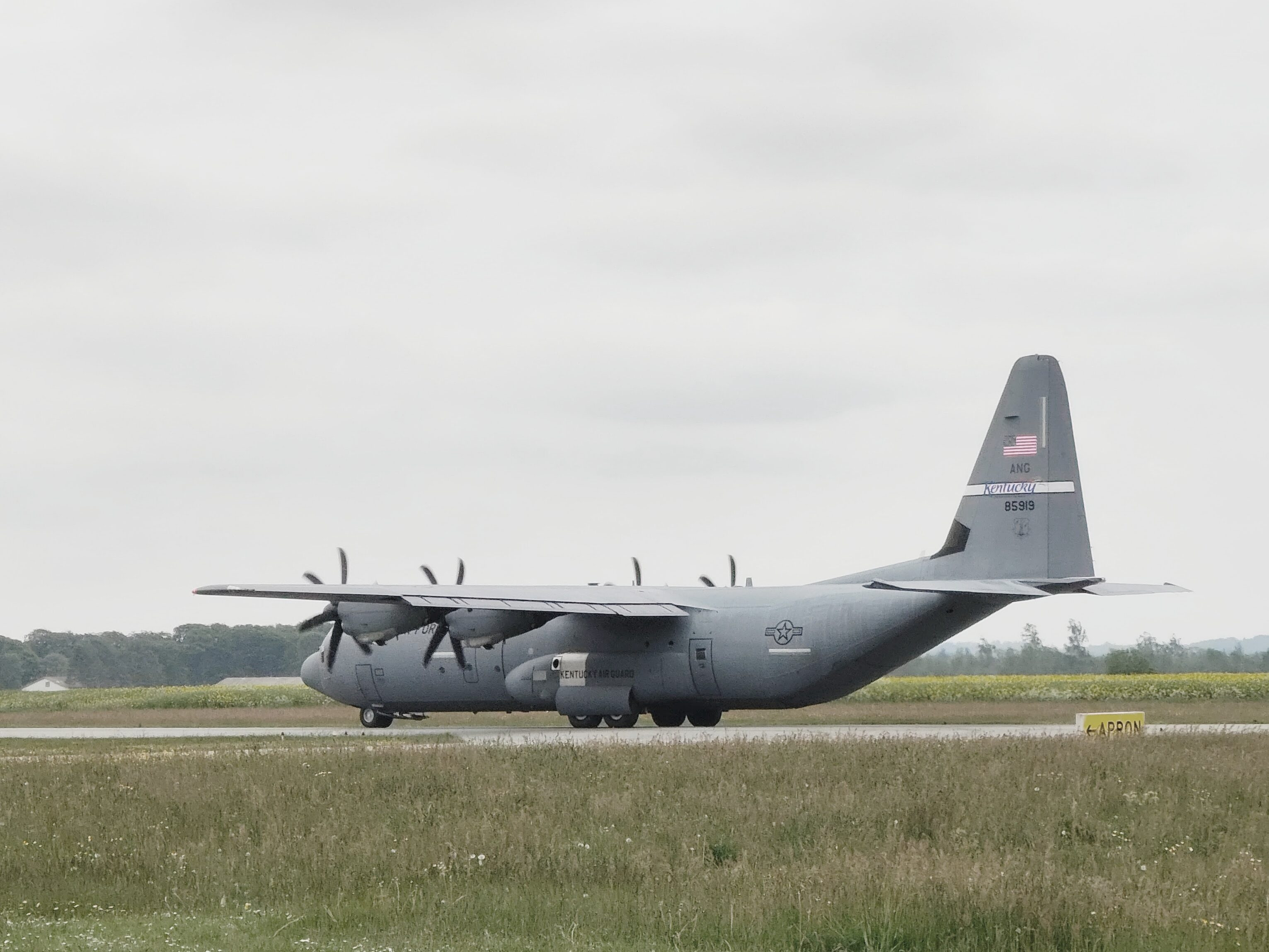 Kentucky Air Guard Lockheed Martin C-130J Super Hercules in CNL today.